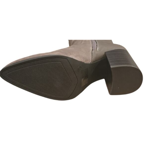 Journee Collection Sharlie Two-Tone Booties in Taupe New In Box Size 10 - Picture 4 of 7